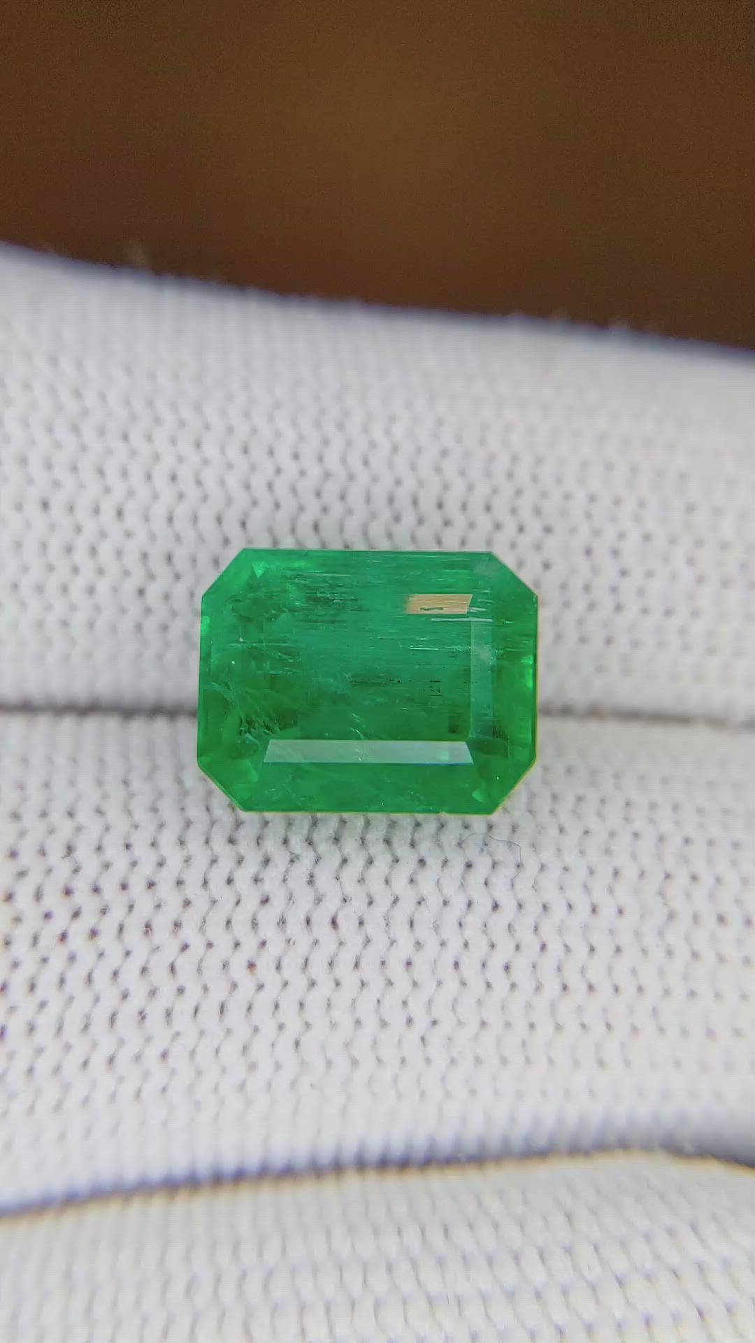 4.29 Ct. Emerald from Zambia Size Video