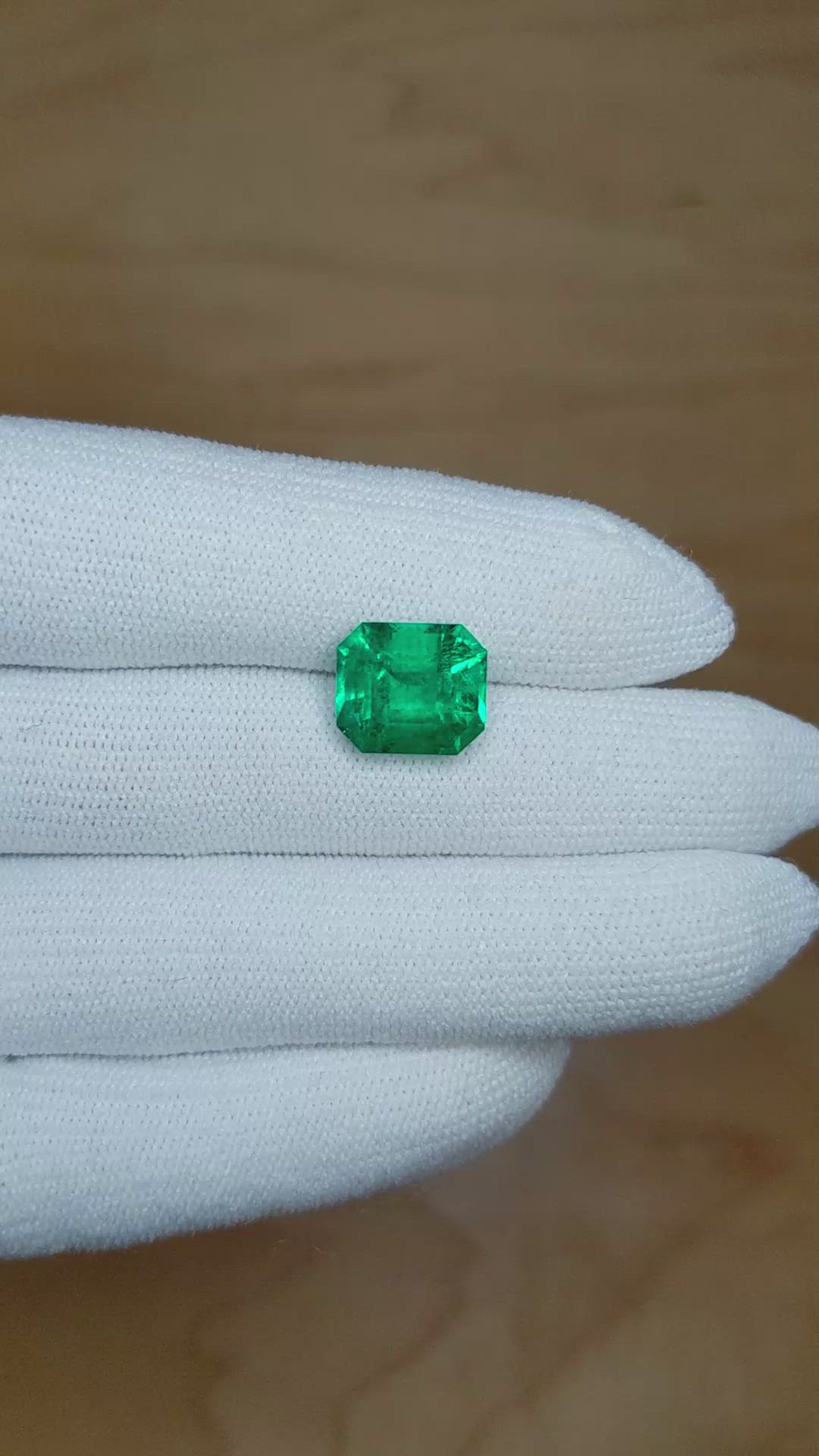 5.26 Ct. Emerald from Colombia Size Video