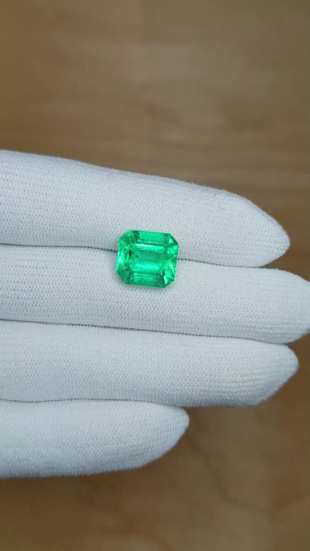5.33 Ct. Emerald from Colombia Size Video