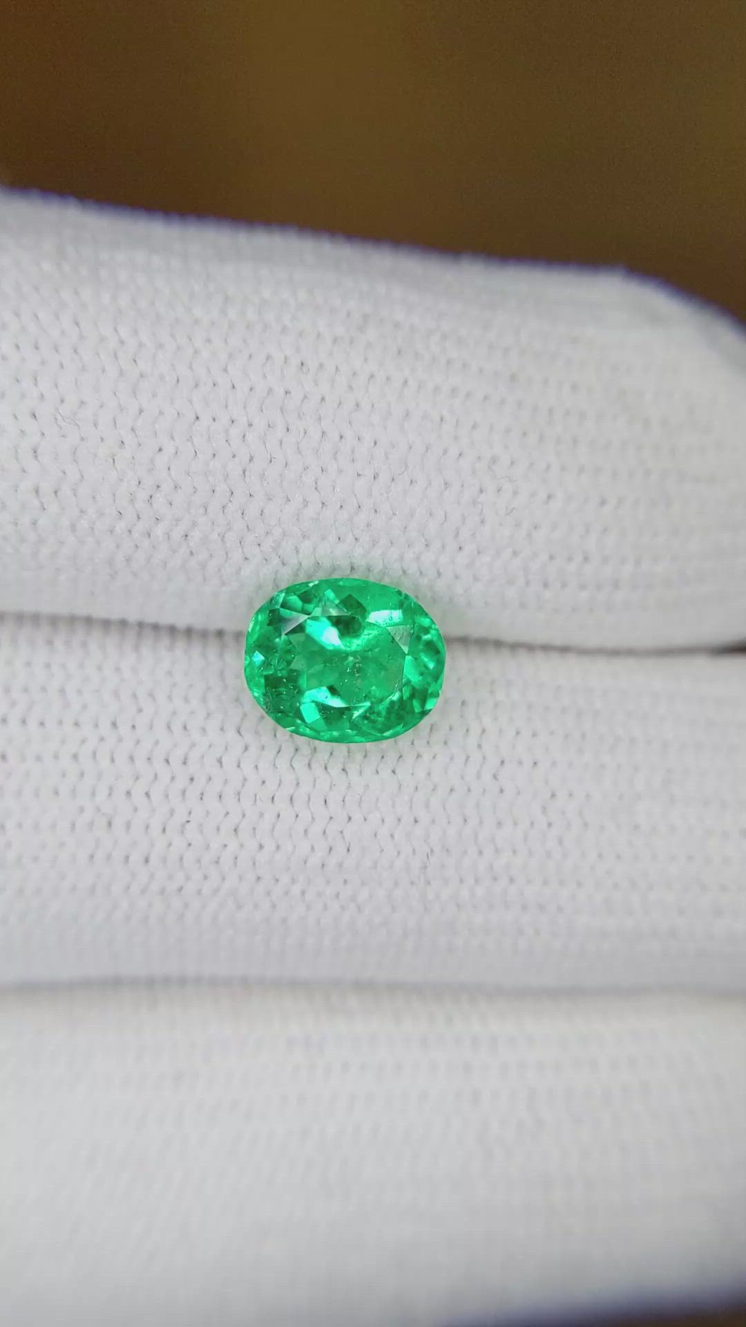 1.49 Ct. Emerald from Colombia Size Video
