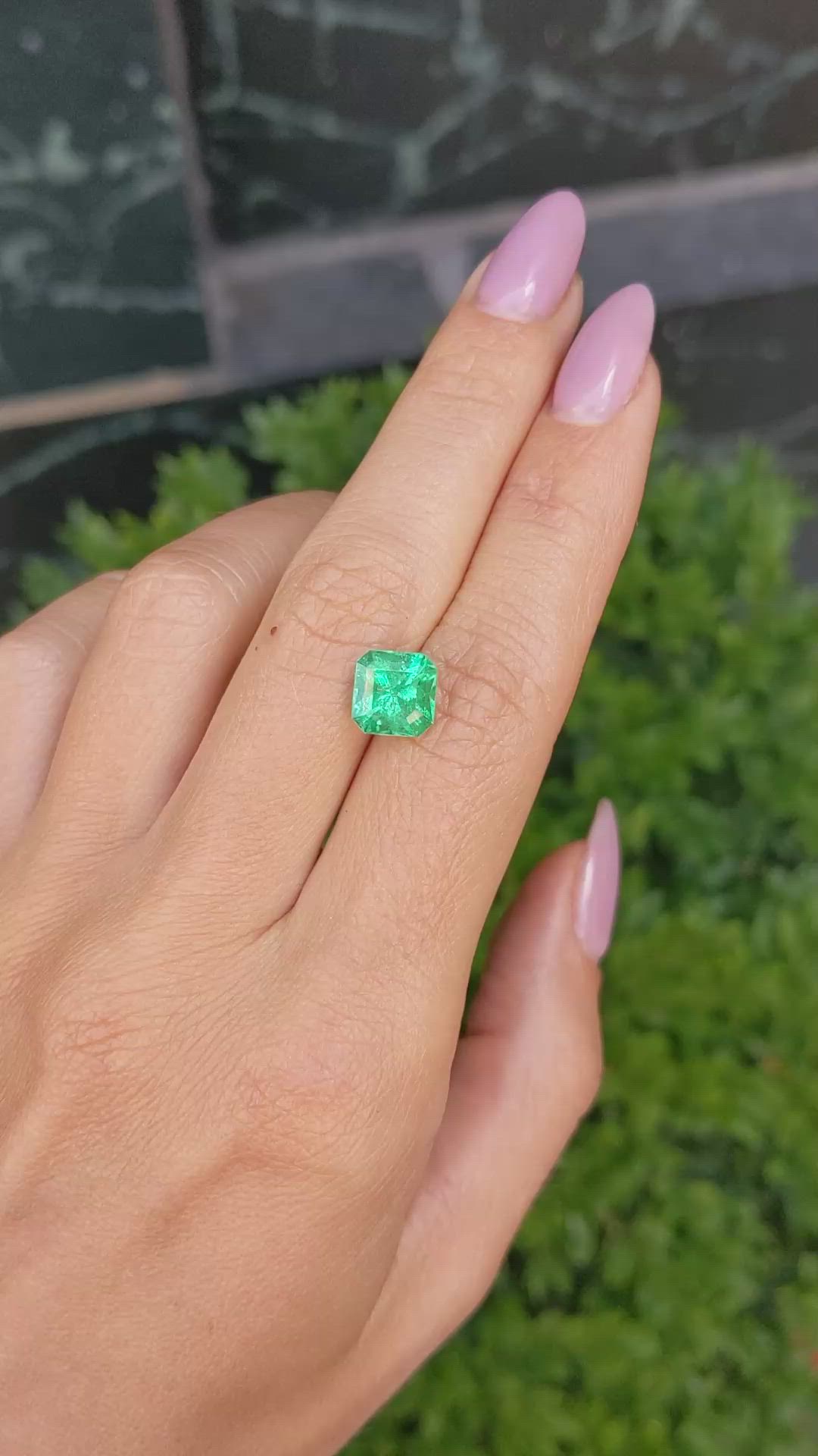 2.46 Ct. Emerald from Colombia Size Video