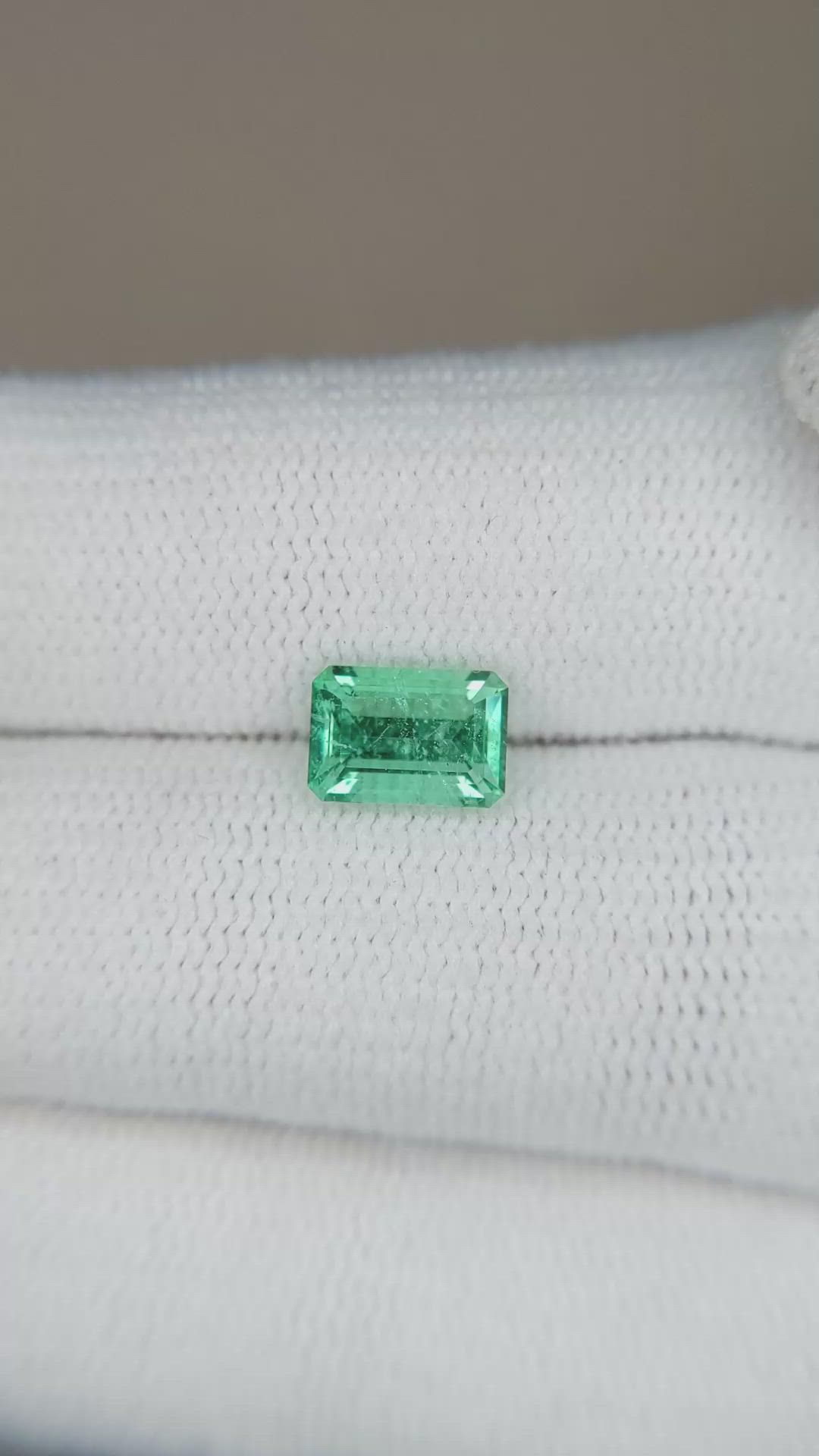 1.04 Ct. Emerald from Russia Size Video