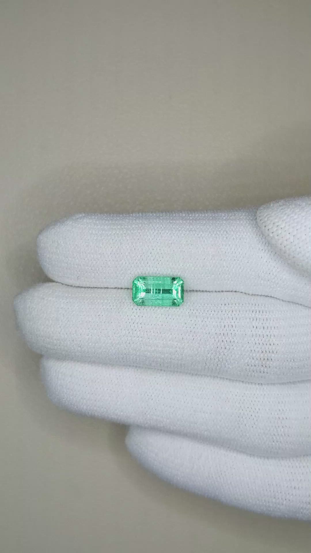 1.74 Ct. Emerald from Russia Size Video