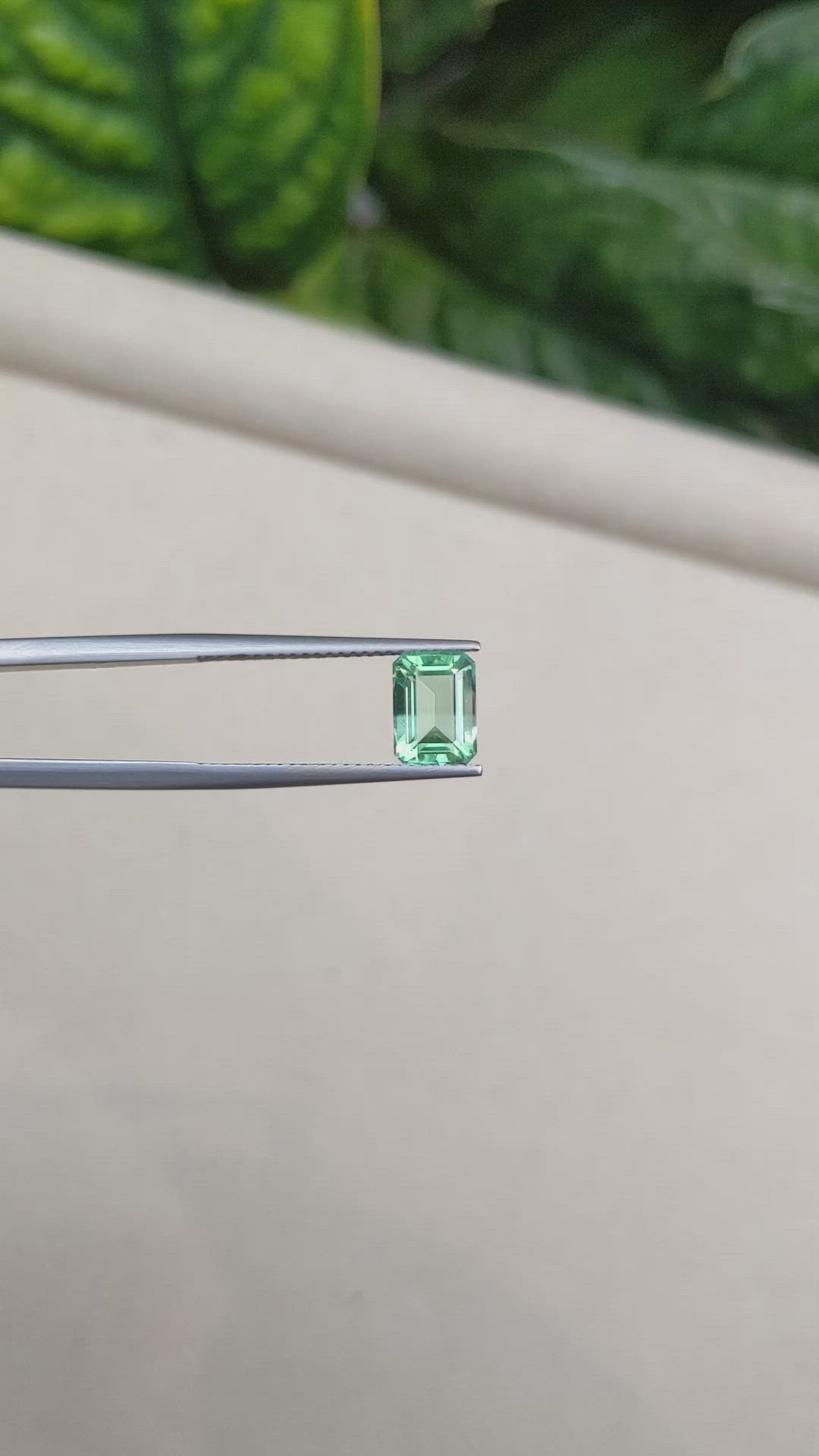 1.73 Ct. Emerald from Russia Size Video