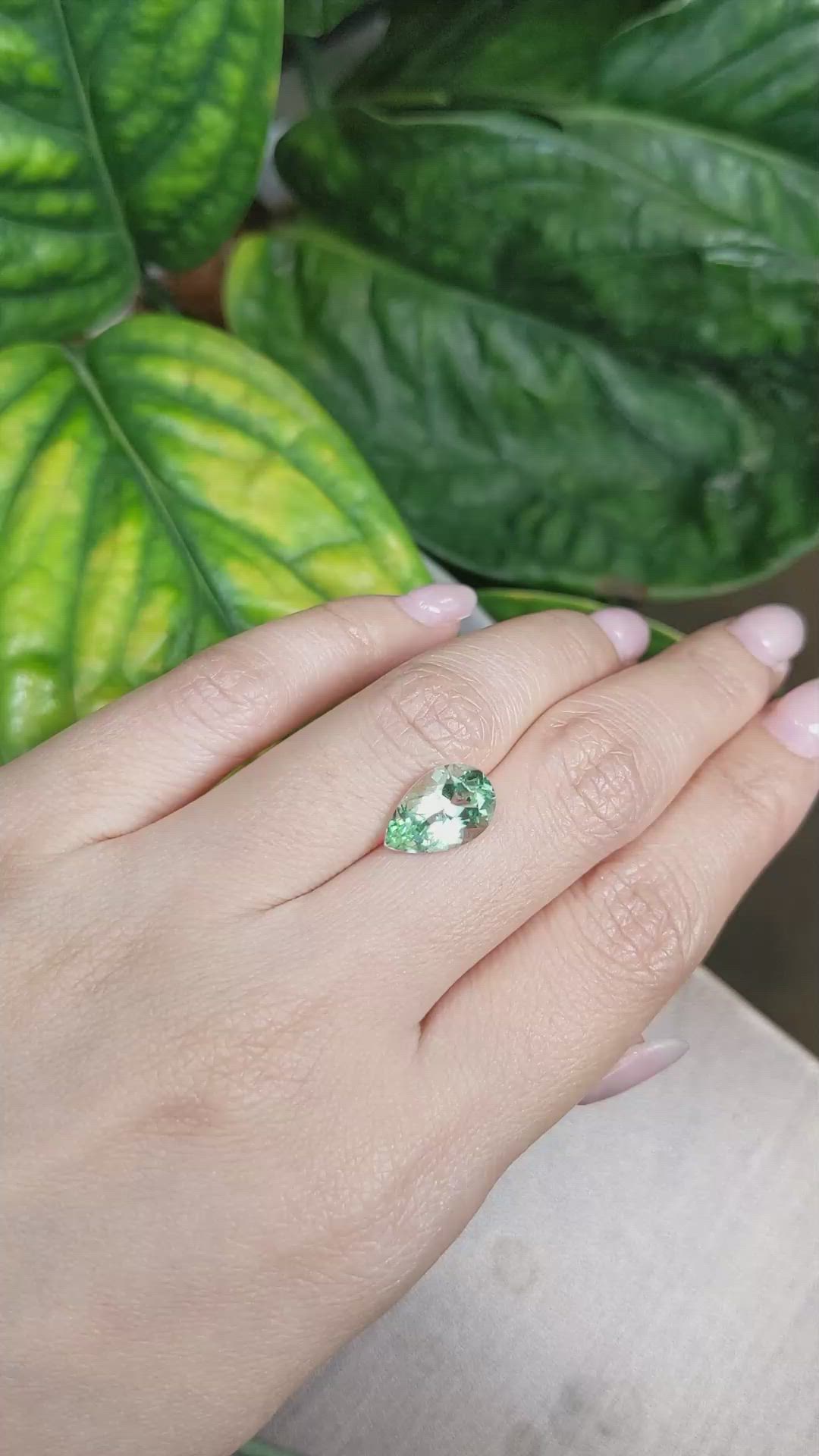 3.26 Ct. Emerald from Russia Size Video