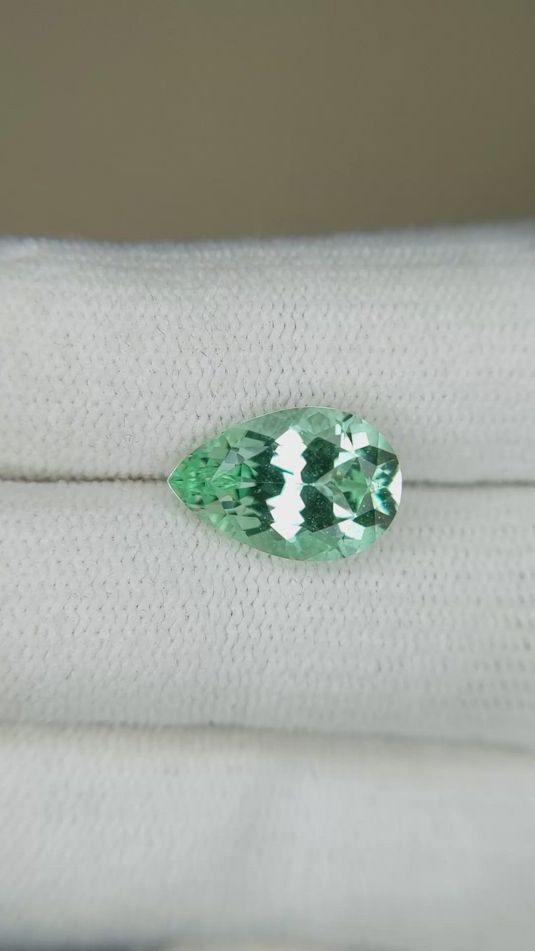 3.26 Ct. Emerald from Russia Size Video