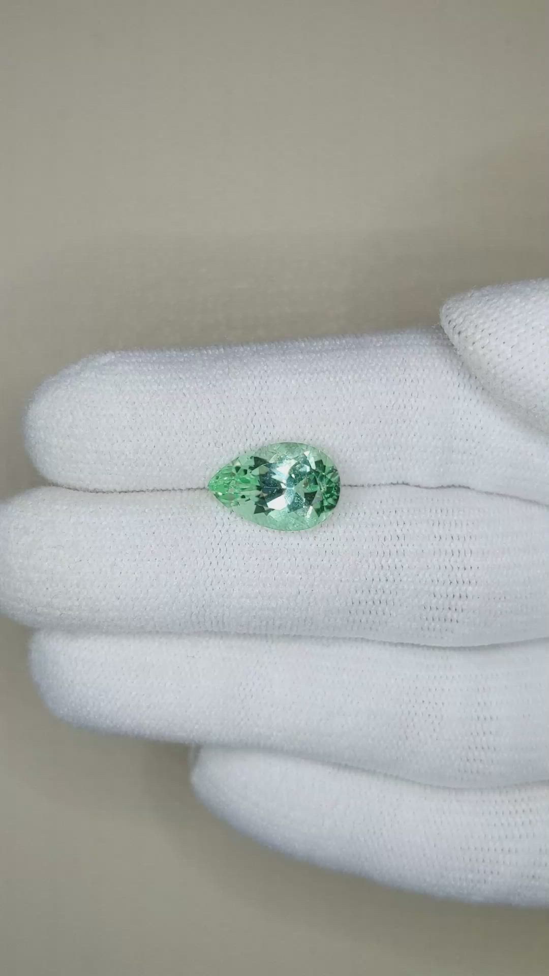 3.26 Ct. Emerald from Russia Size Video