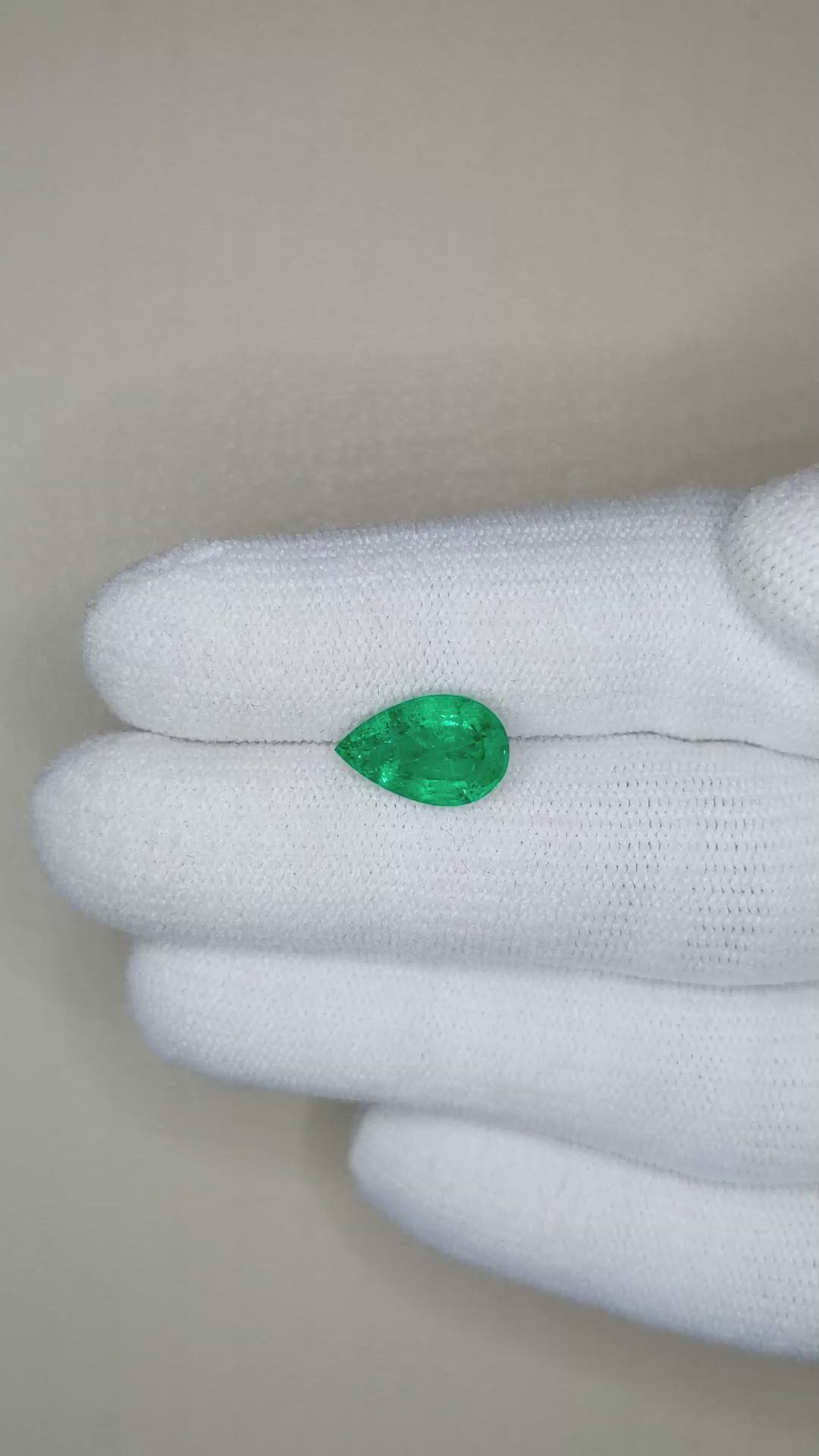 2.24 Ct. Emerald from Russia Size Video