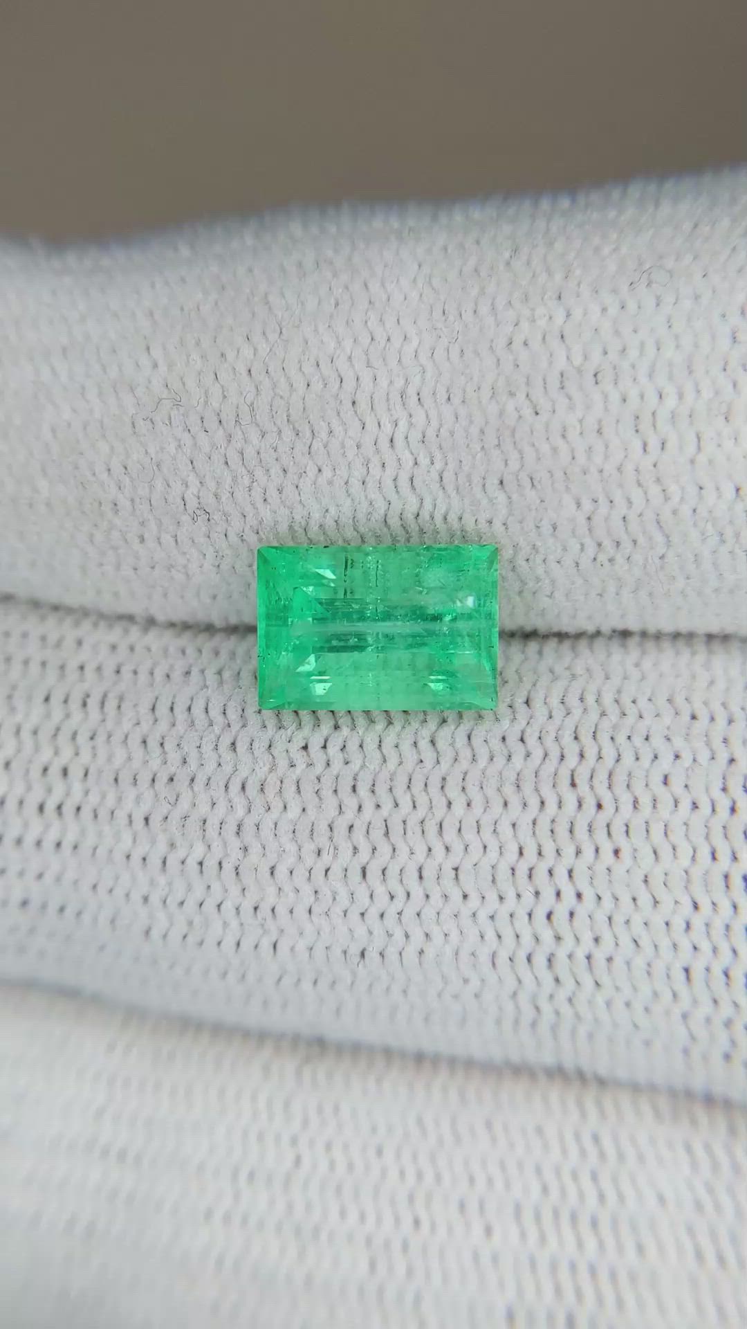 2.49 Ct. Emerald from Russia Size Video