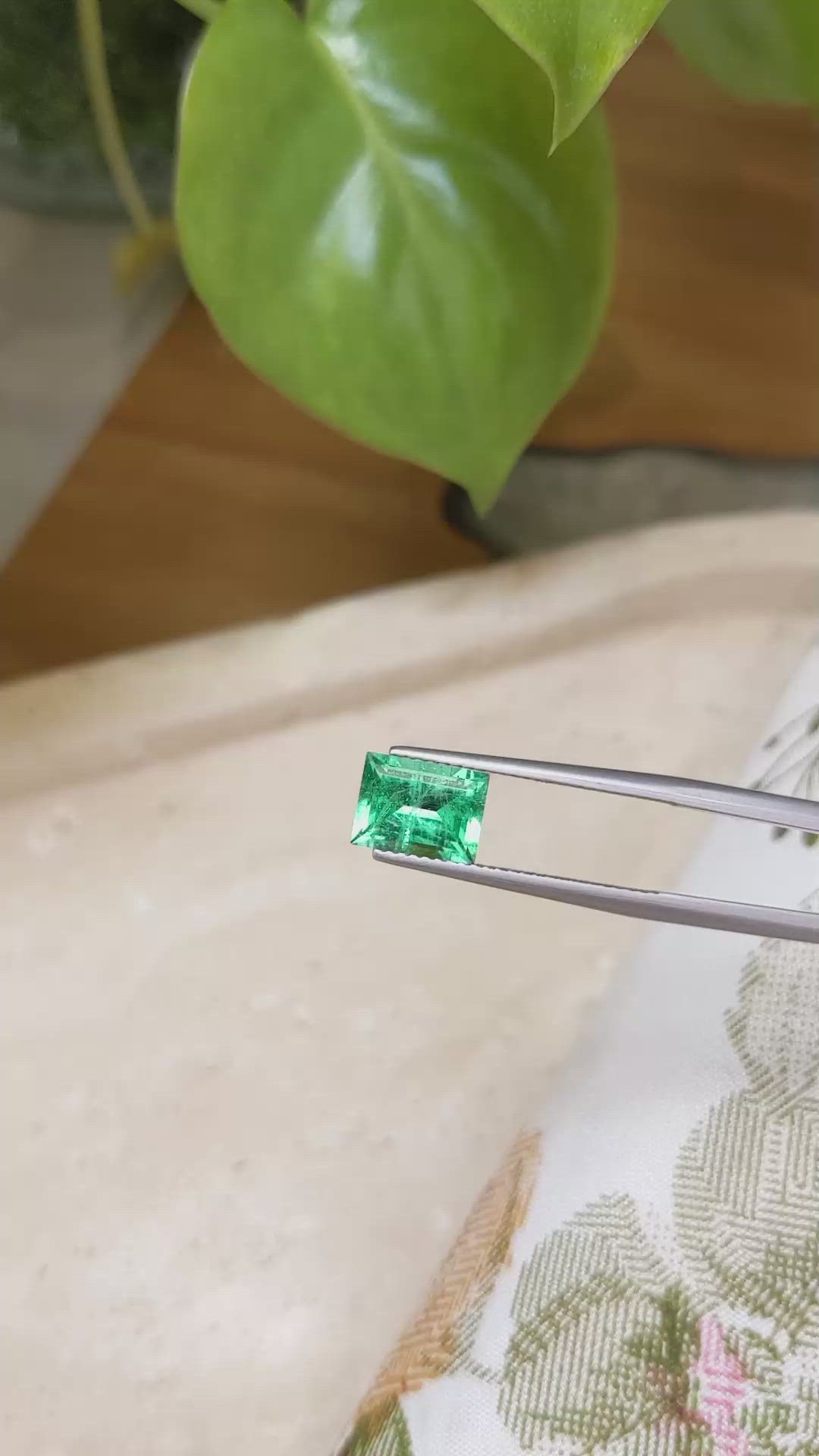 1.90 Ct. Emerald from Russia Size Video
