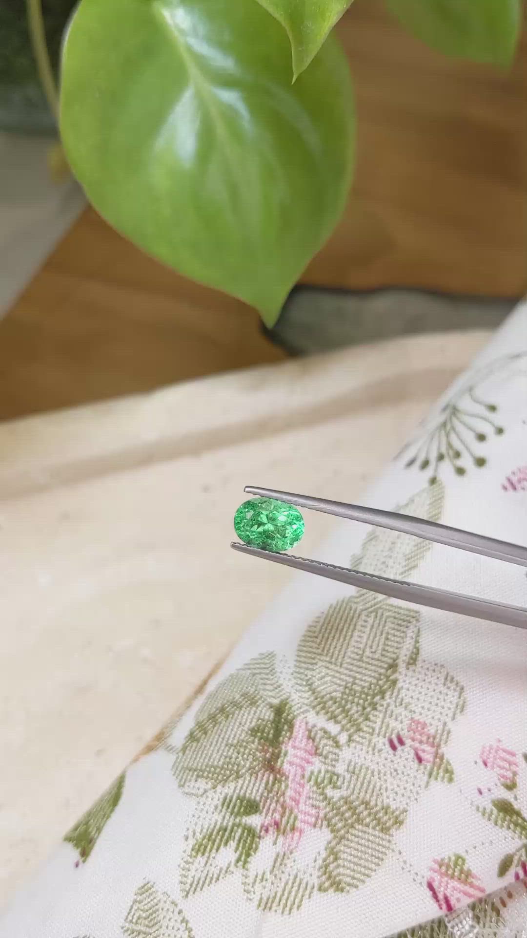1.30 Ct. Emerald from Russia Size Video