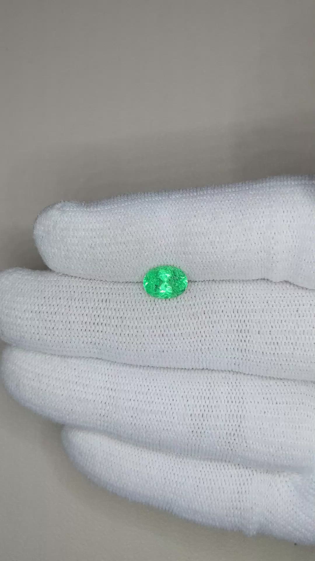 1.30 Ct. Emerald from Russia Size Video