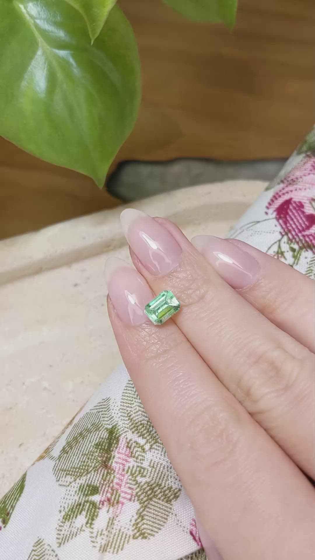 1.34 Ct. Emerald from Russia Size Video