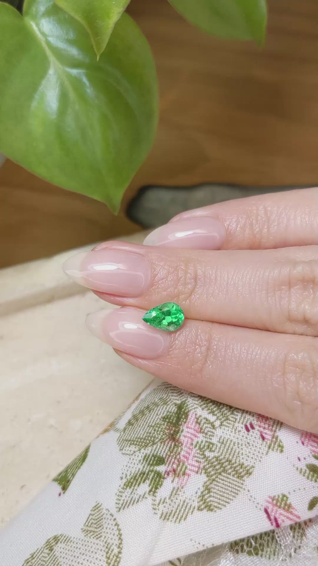 1.05 Ct. Emerald from Russia Size Video