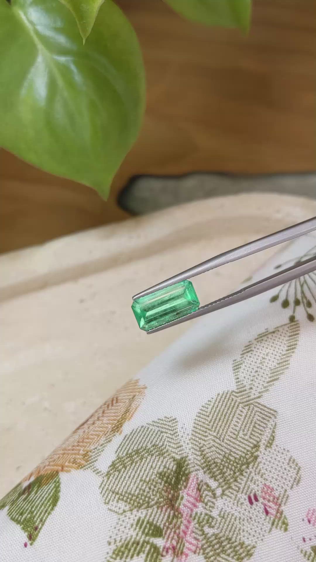 3.10 Ct. Emerald from Russia Size Video