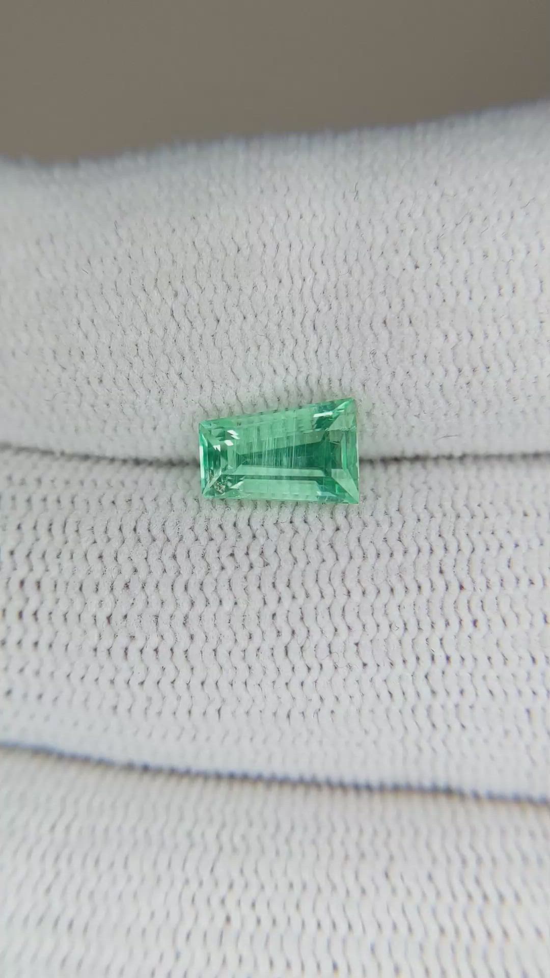 1.27 Ct. Emerald from Russia Size Video