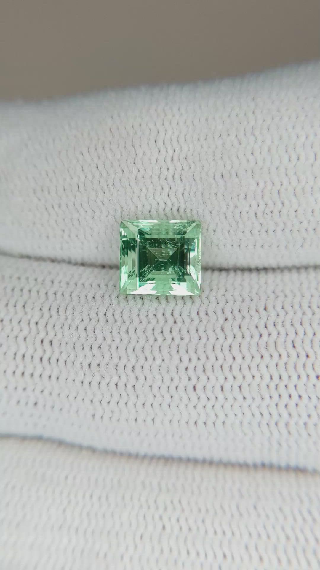 1.72 Ct. Emerald from Russia Size Video
