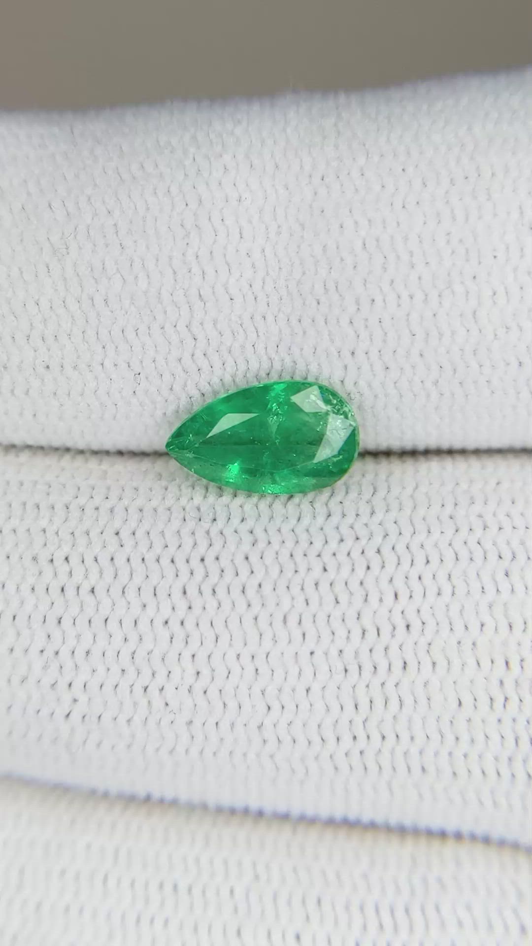 1.09 Ct. Emerald from Zambia Size Video