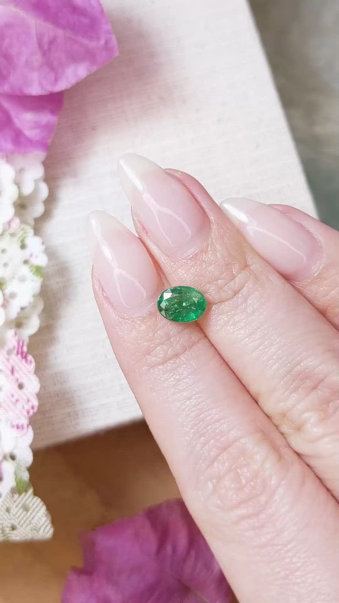 0.96 Ct. Emerald from Zambia Size Video