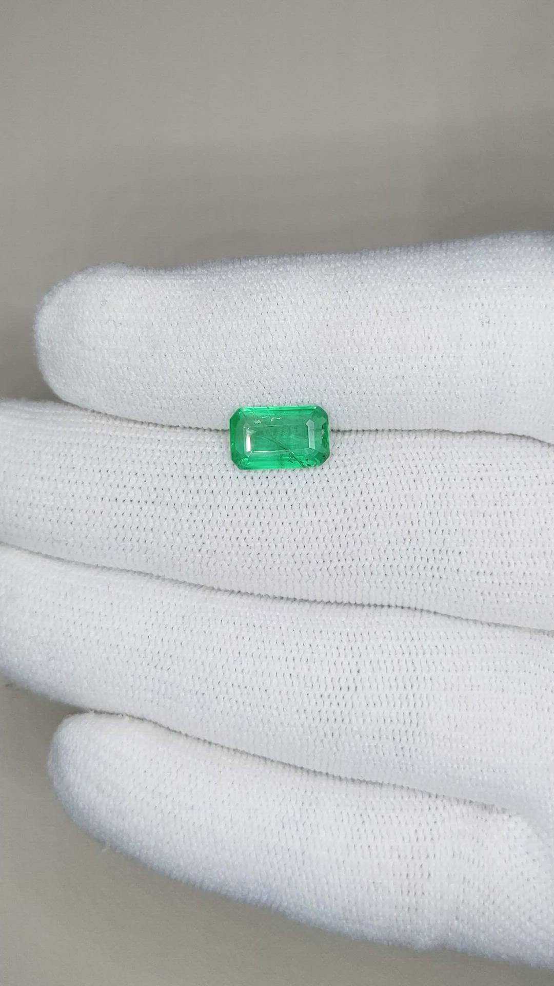1.59 Ct. Emerald from Zambia Size Video