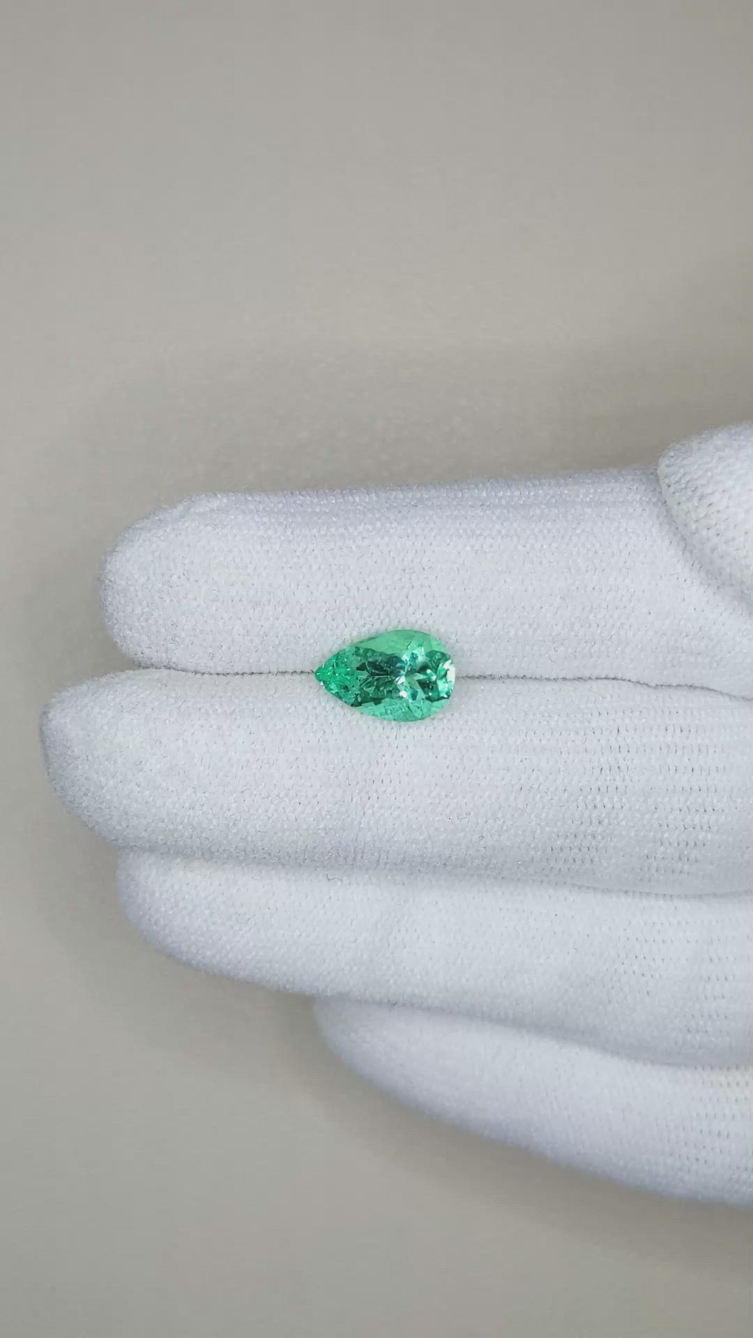 1.65 Ct. Emerald from Russia Size Video