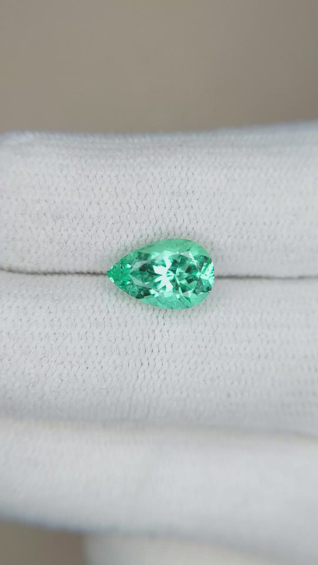 1.65 Ct. Emerald from Russia Size Video