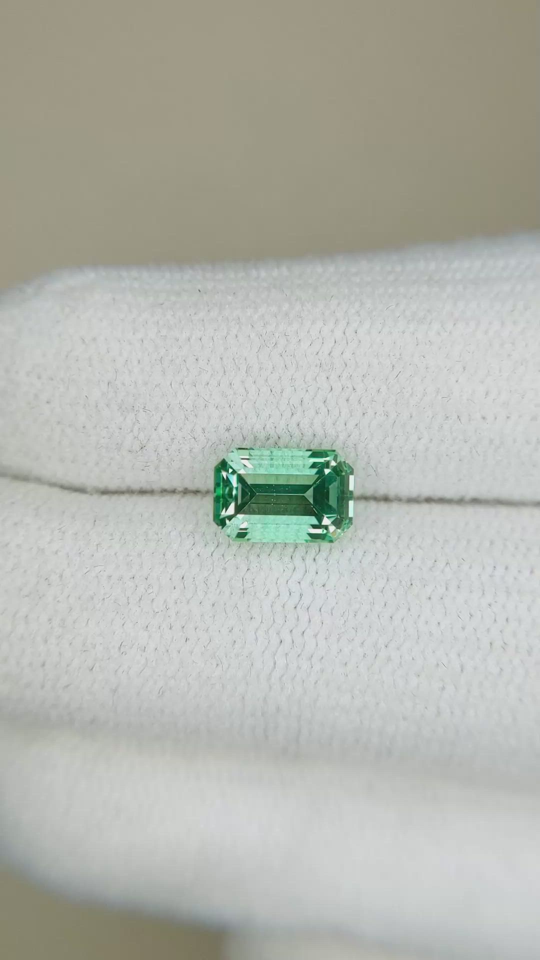 1.15 Ct. Emerald from Russia Size Video