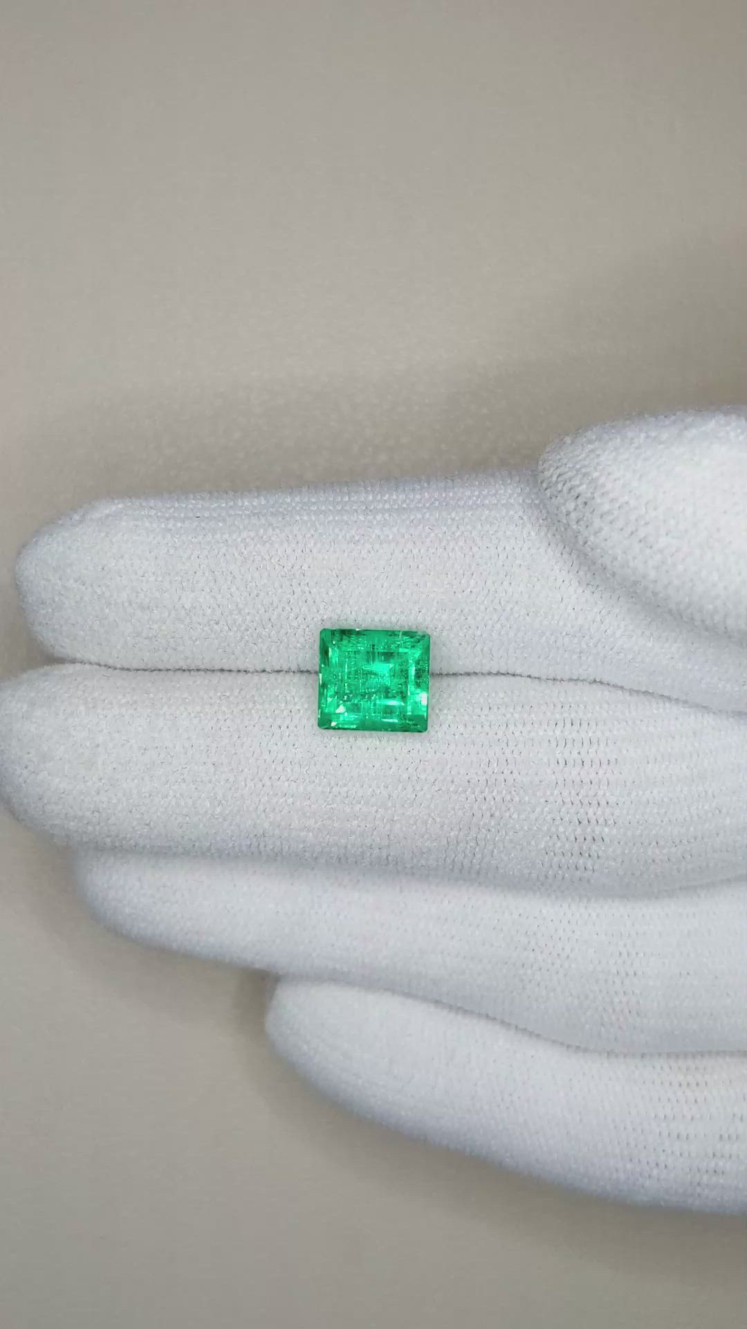 2.37 Ct. Emerald from Russia Size Video