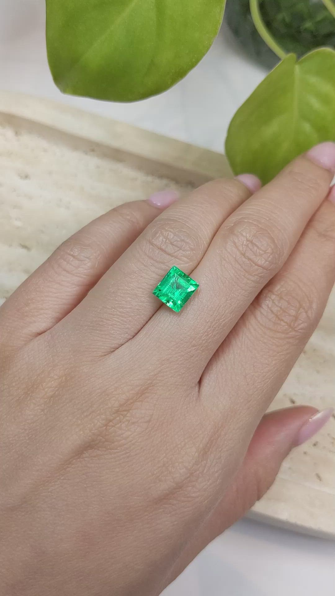 2.37 Ct. Emerald from Russia Size Video