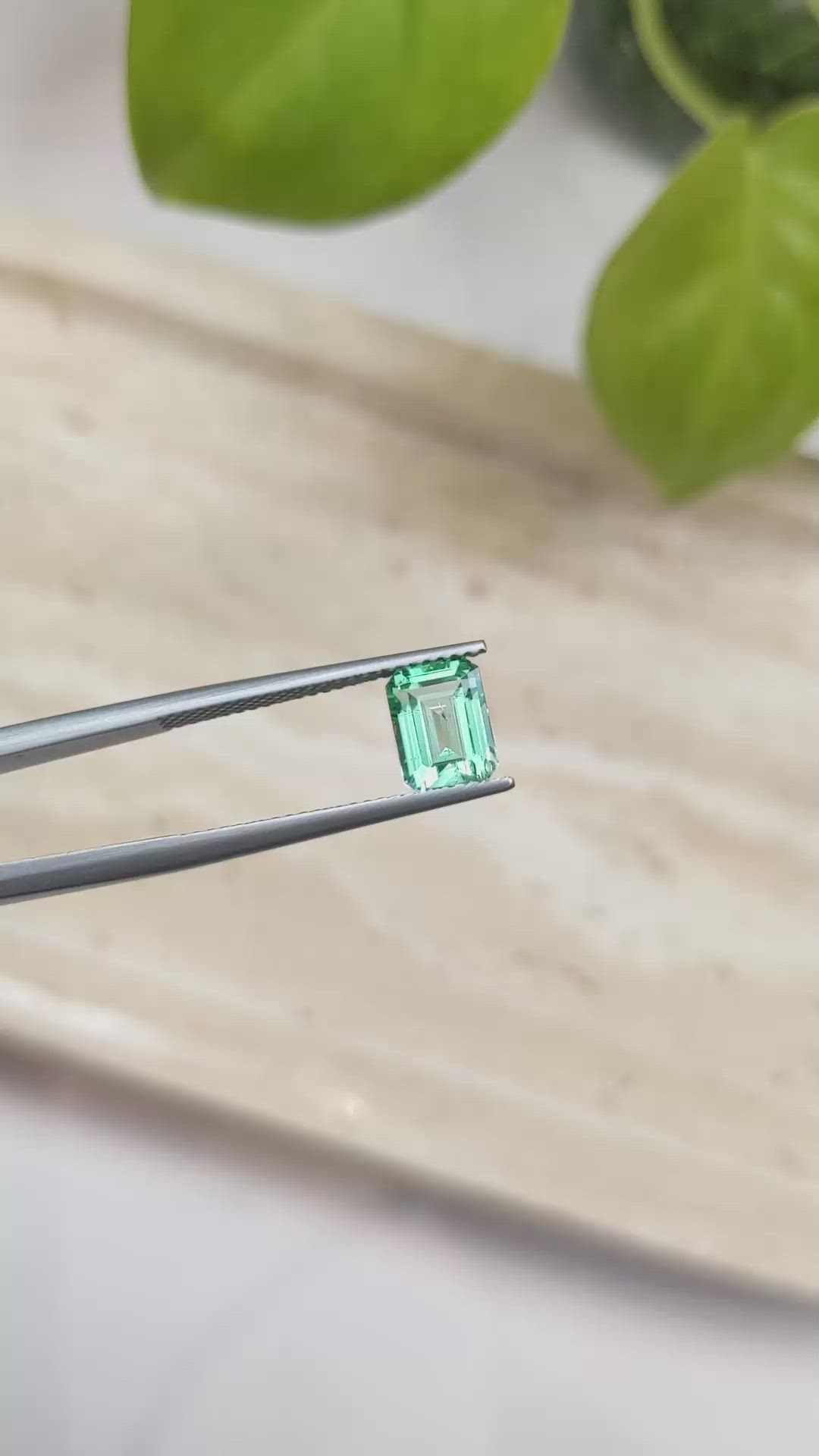 1.70 Ct. Emerald from Russia Size Video