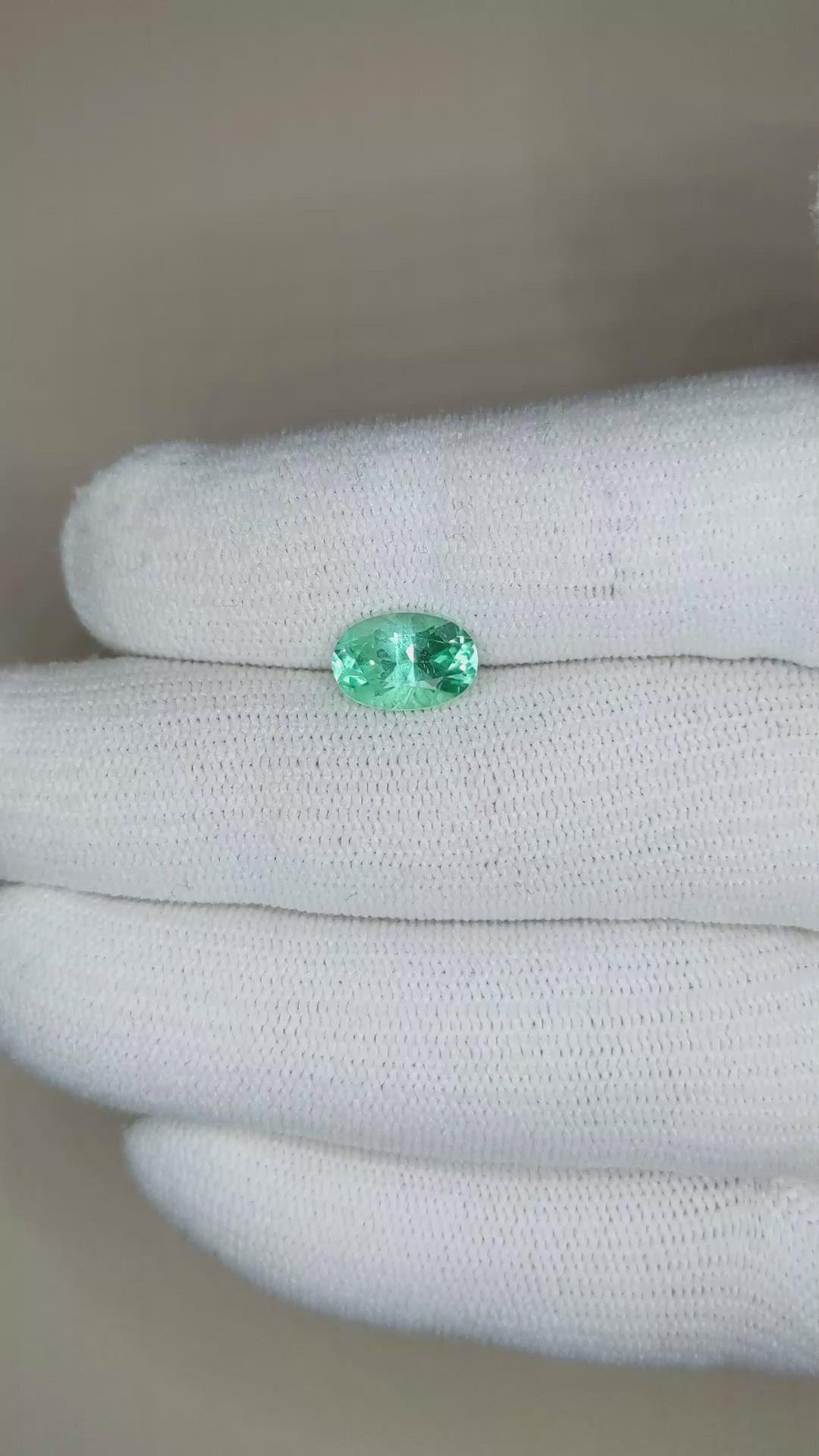 1.52 Ct. Emerald from Russia Size Video