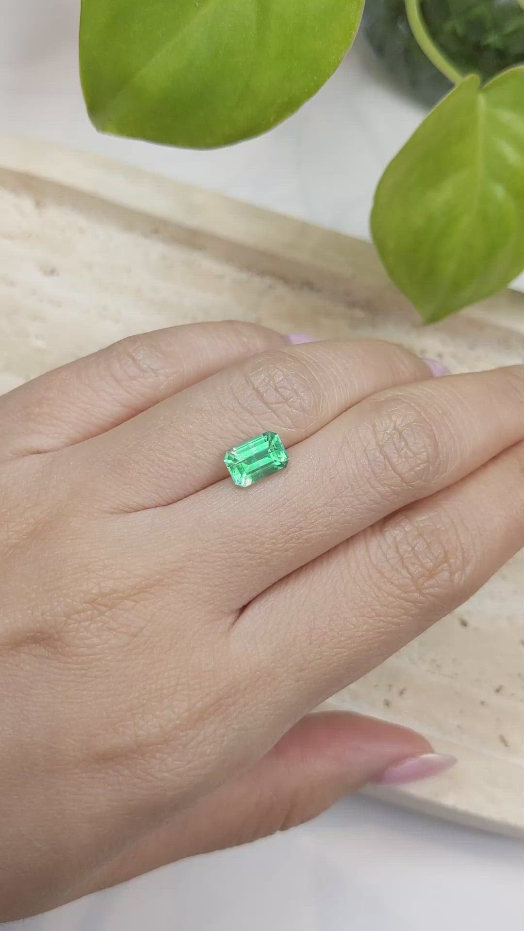 1.72 Ct. Emerald from Russia Size Video