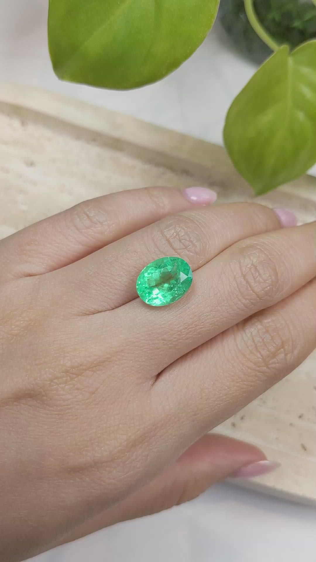 6.20 Ct. Emerald from Russia Size Video