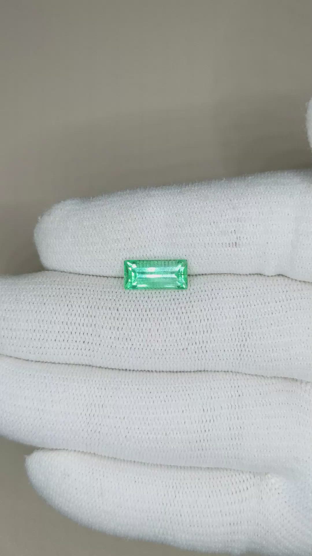 1.94 Ct. Emerald from Russia Size Video