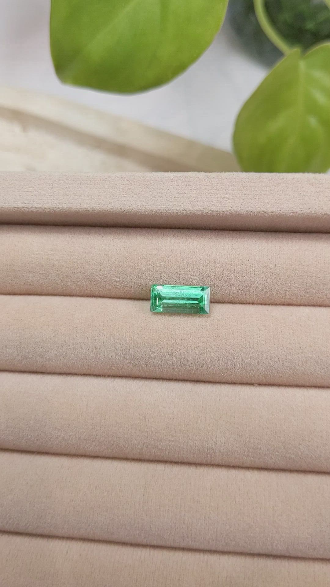 1.94 Ct. Emerald from Russia Size Video