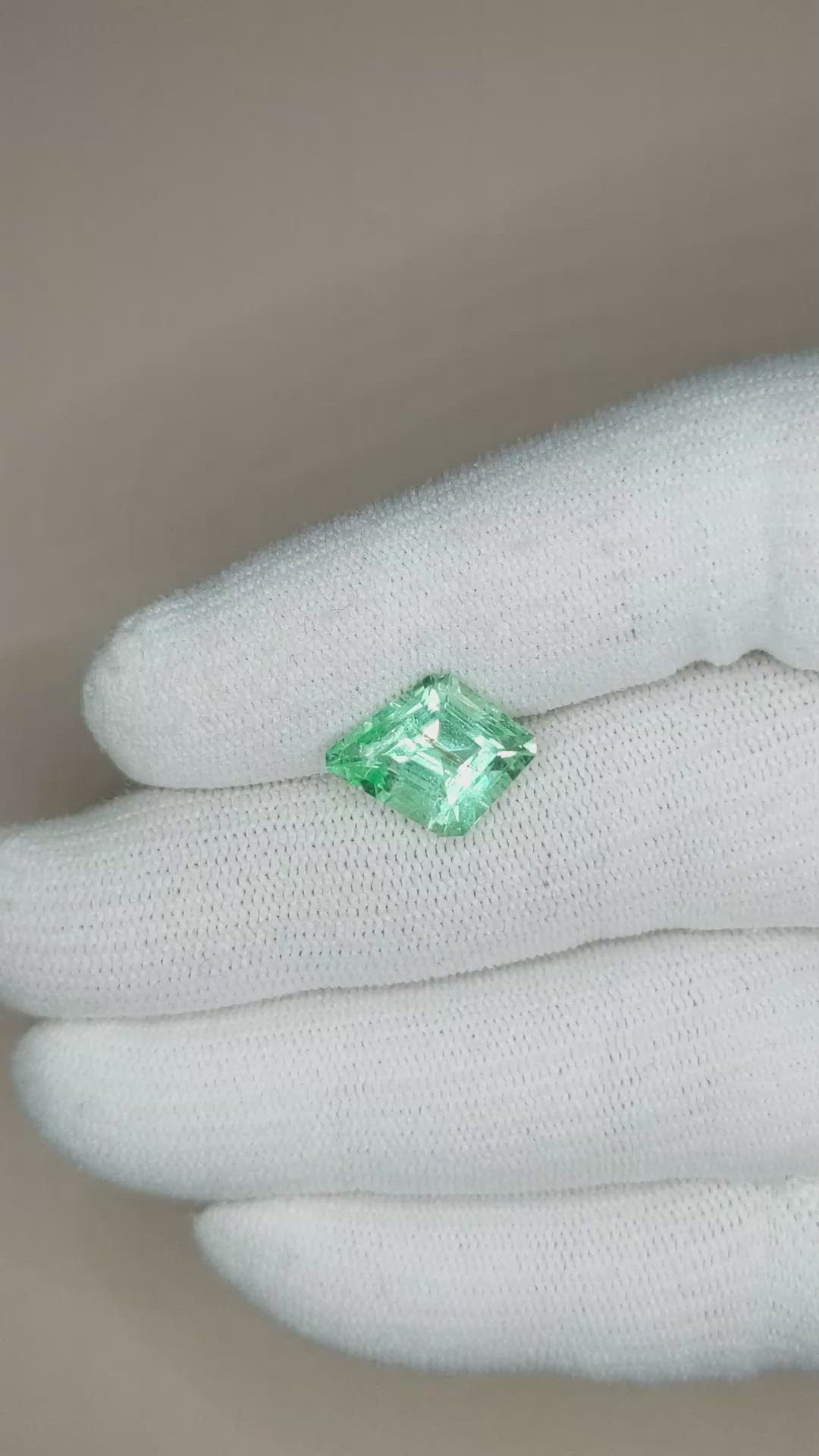 3.45 Ct. Emerald from Russia Size Video