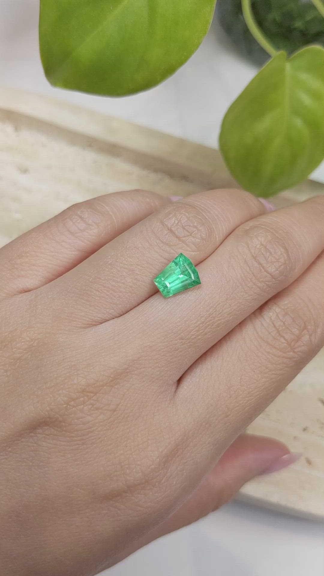 2.03 Ct. Emerald from Russia Size Video