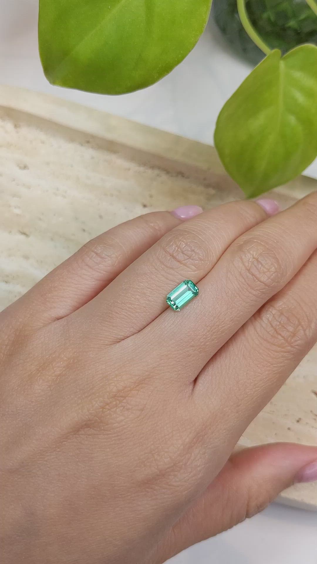 1.02 Ct. Emerald from Russia Size Video