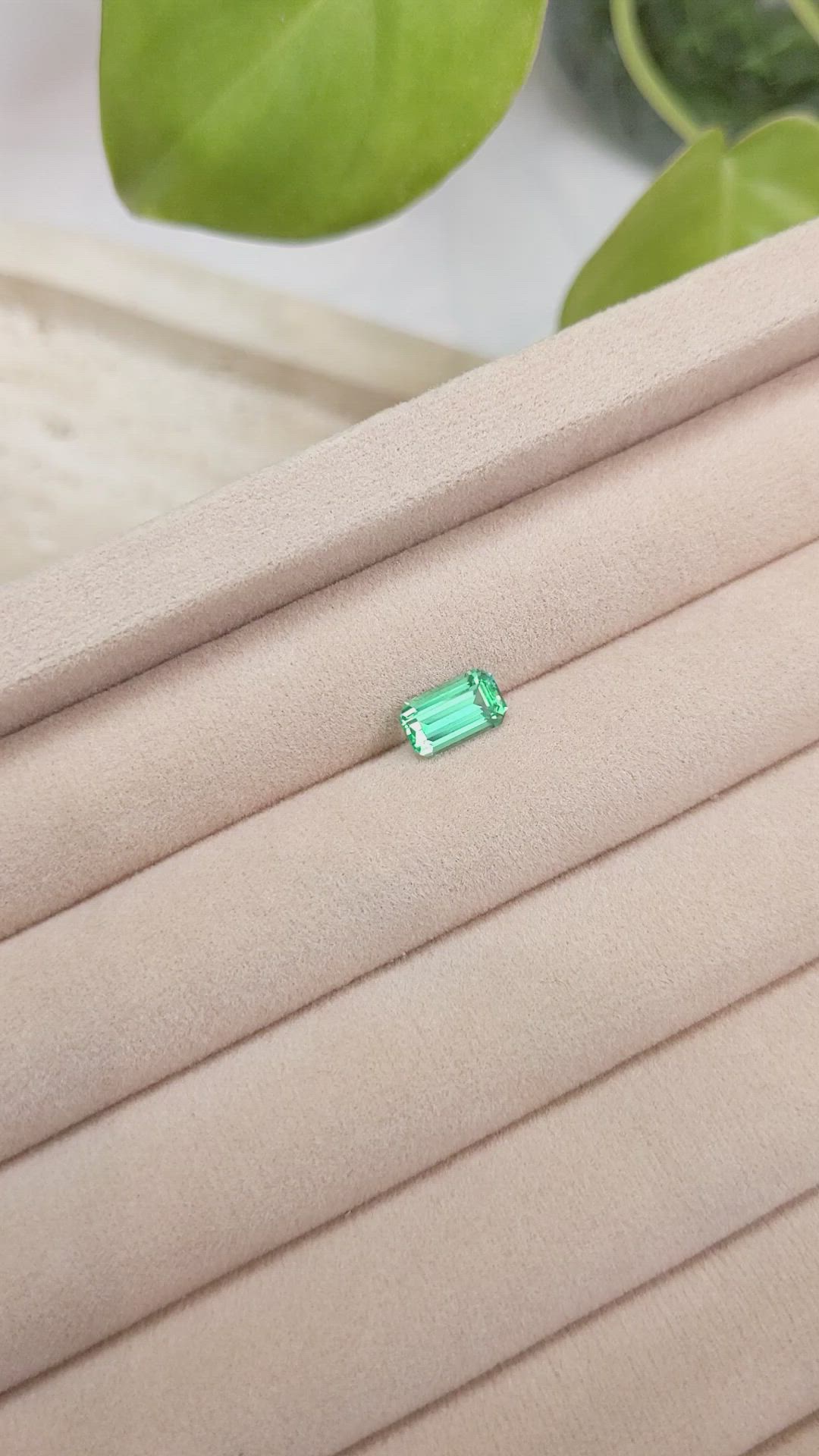 1.02 Ct. Emerald from Russia Size Video