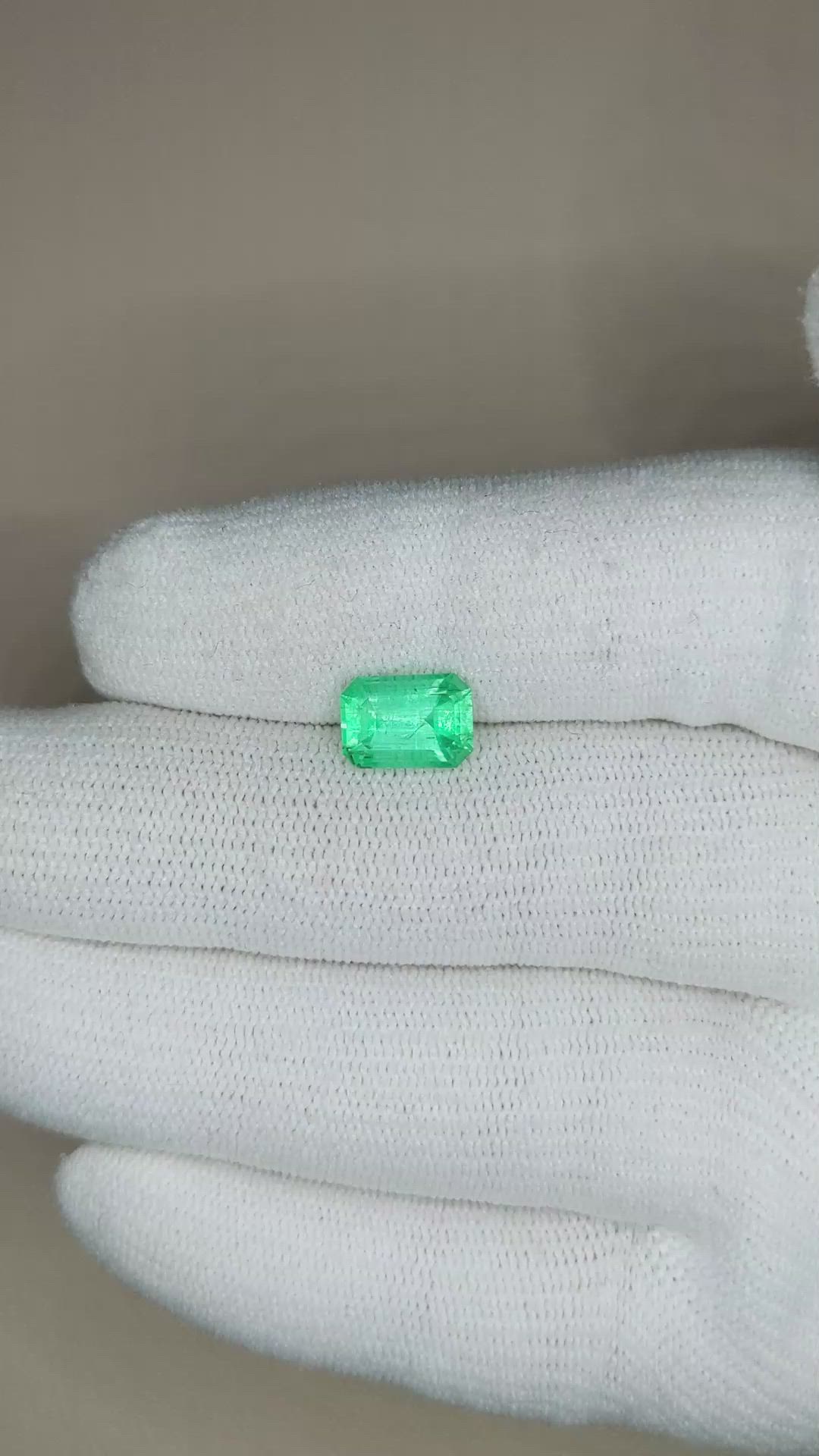 1.89 Ct. Emerald from Russia Size Video