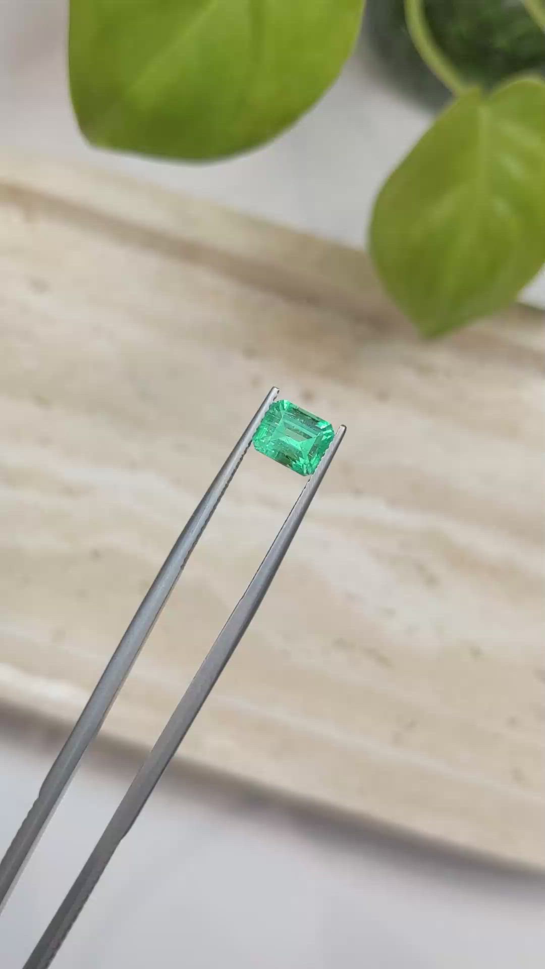 1.39 Ct. Emerald from Russia Size Video