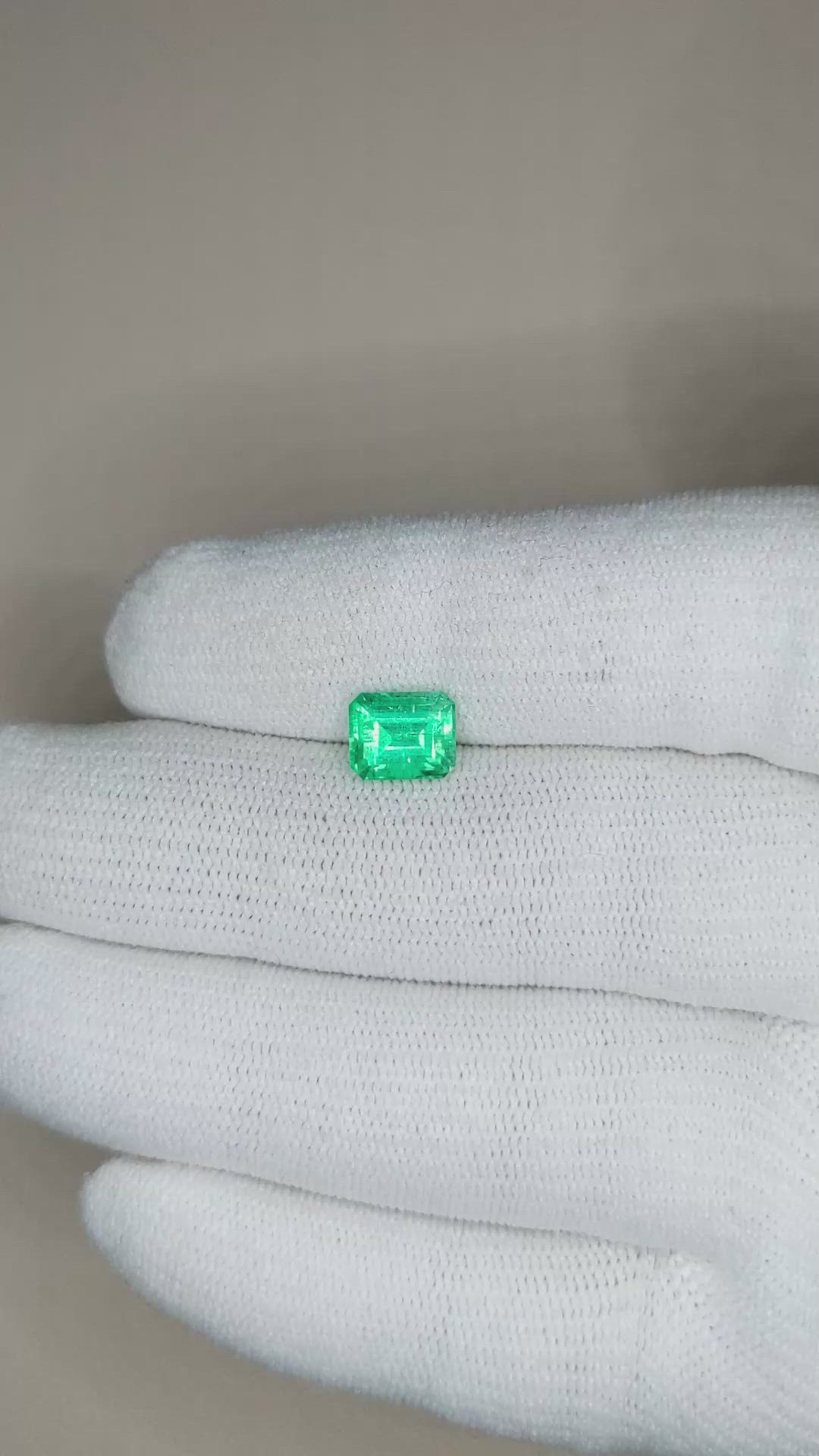 1.39 Ct. Emerald from Russia Size Video