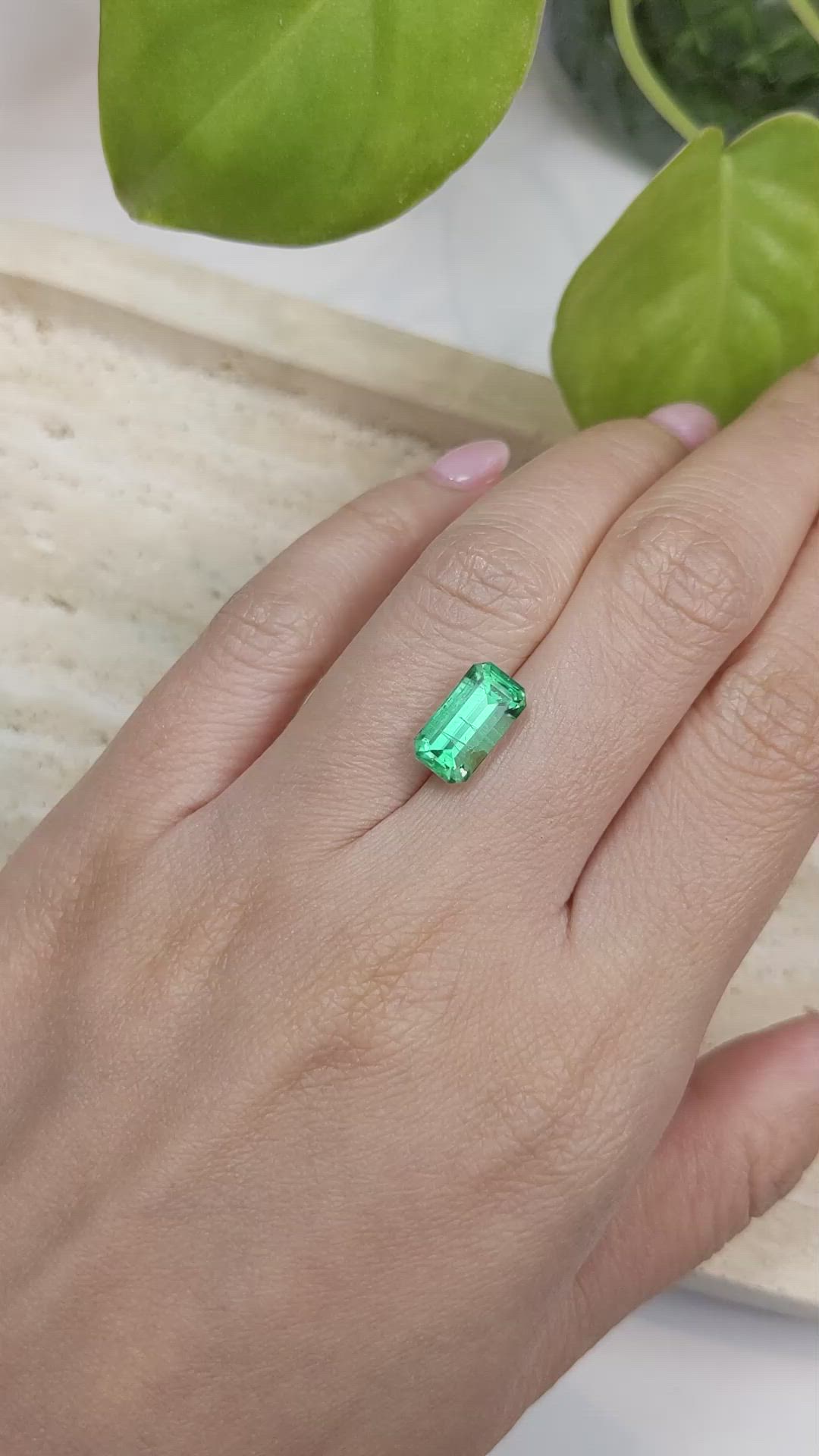 3.19 Ct. Emerald from Russia Size Video