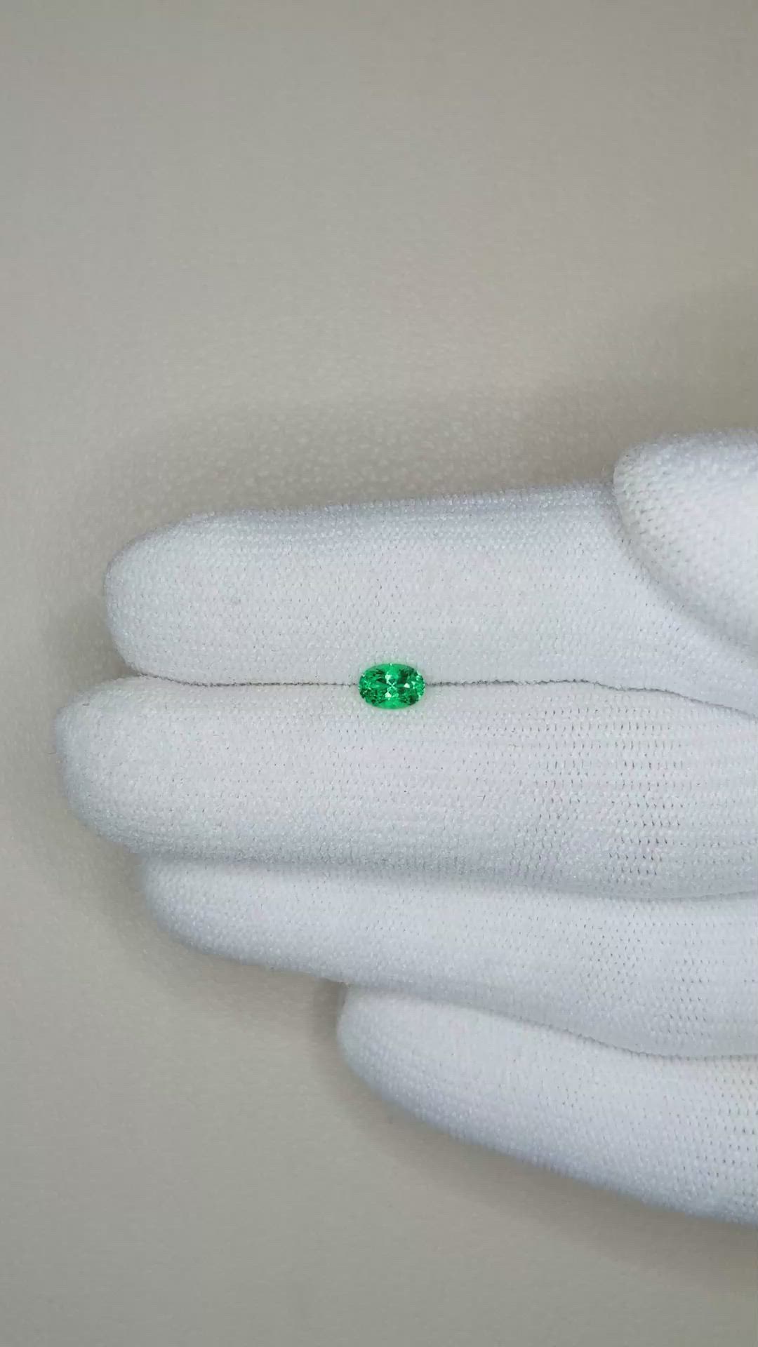 0.28 Ct. Emerald from Russia Size Video