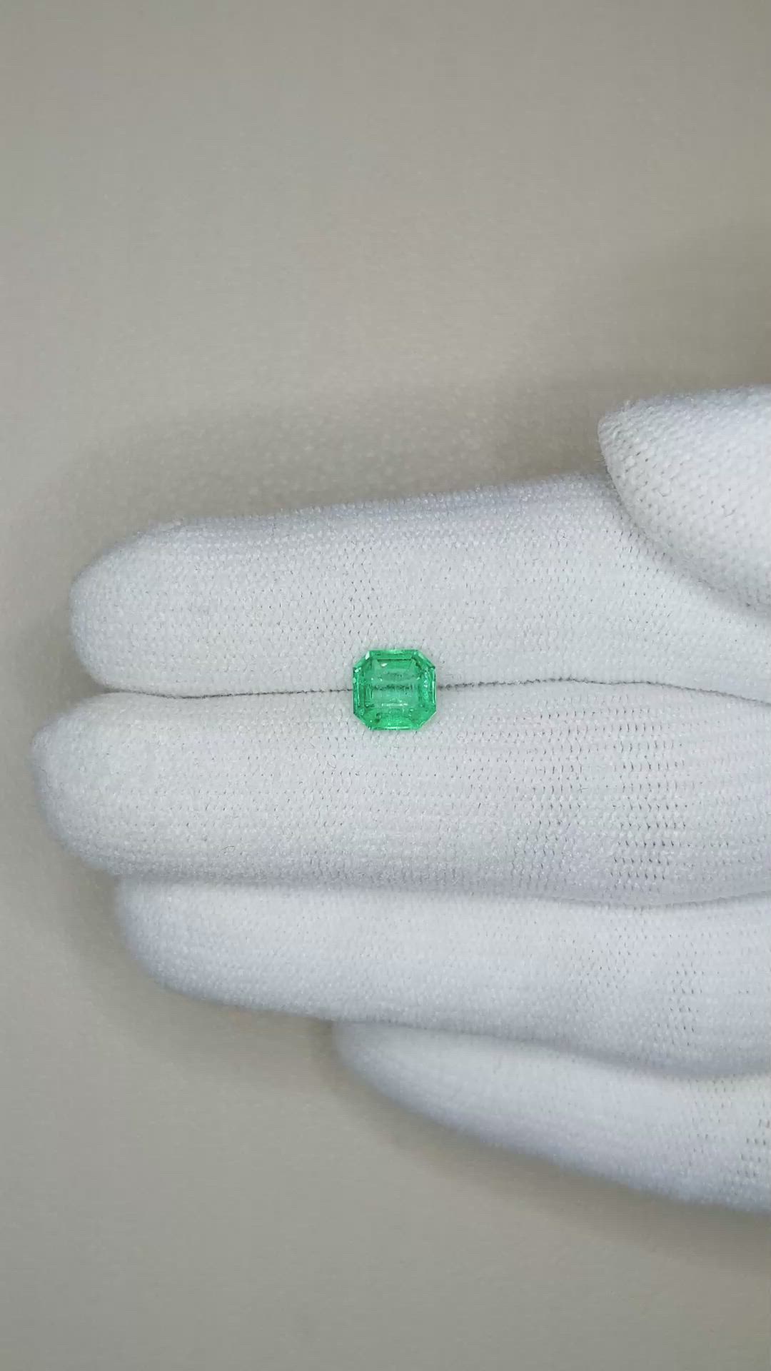 0.96 Ct. Emerald from Russia Size Video