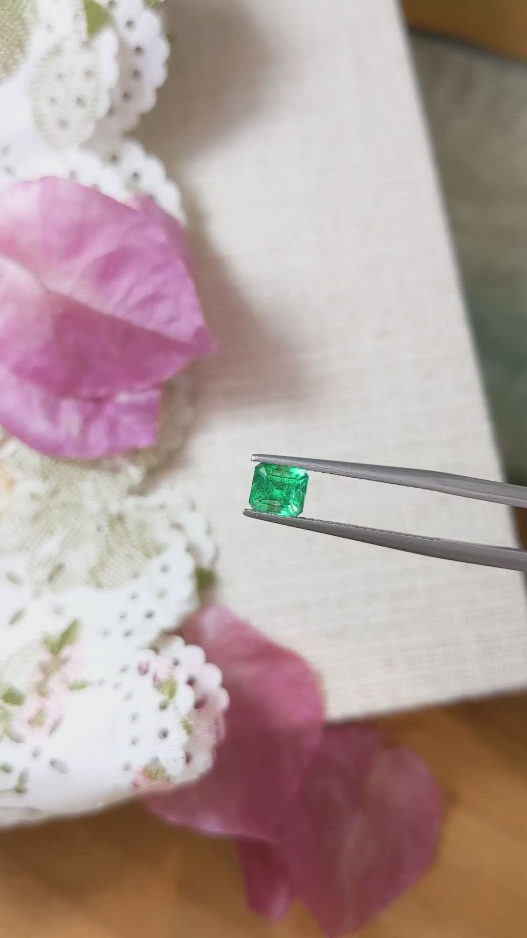0.83 Ct. Emerald from Russia Size Video