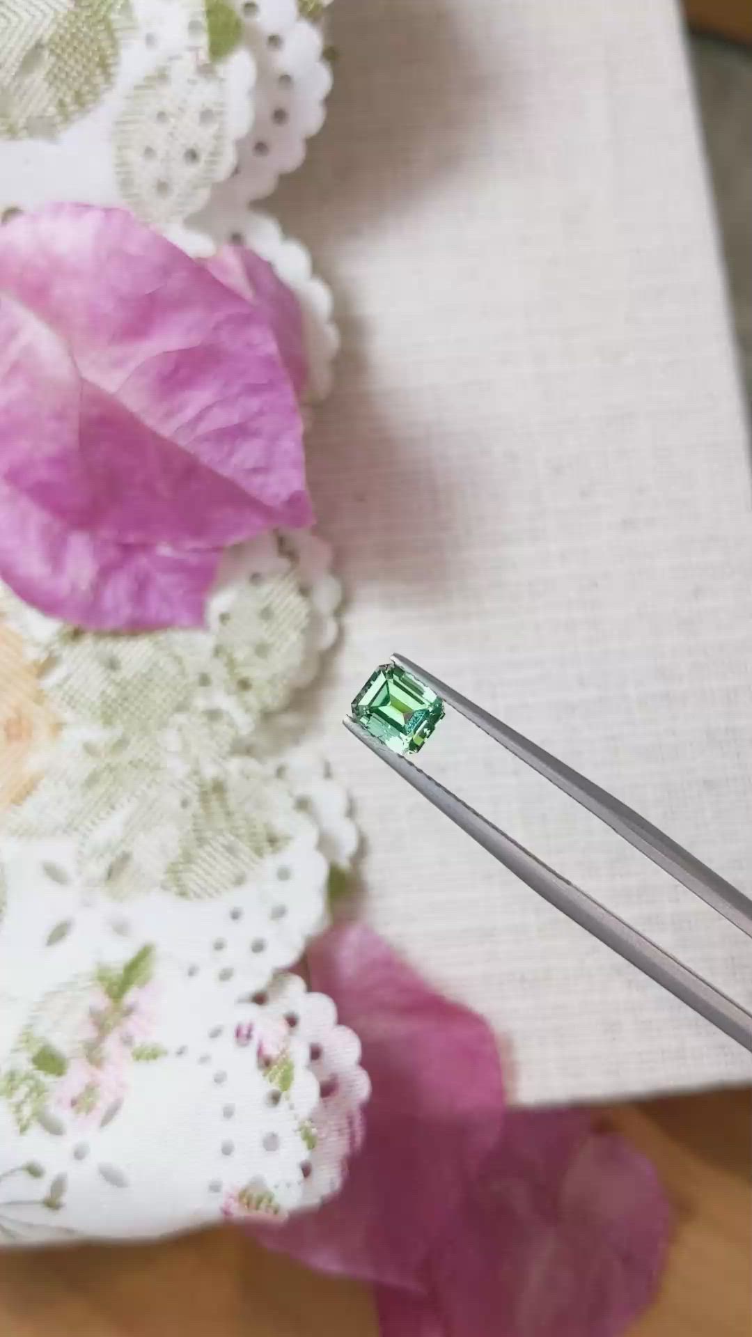 0.84 Ct. Emerald from Russia Size Video
