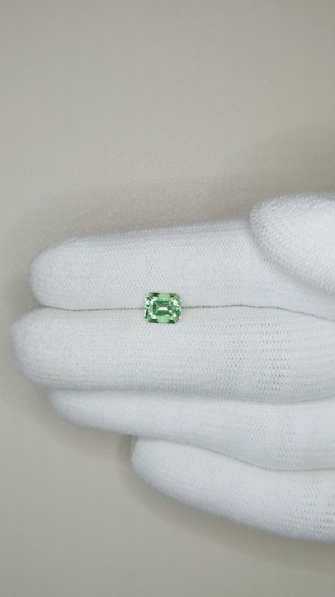 0.84 Ct. Emerald from Russia Size Video