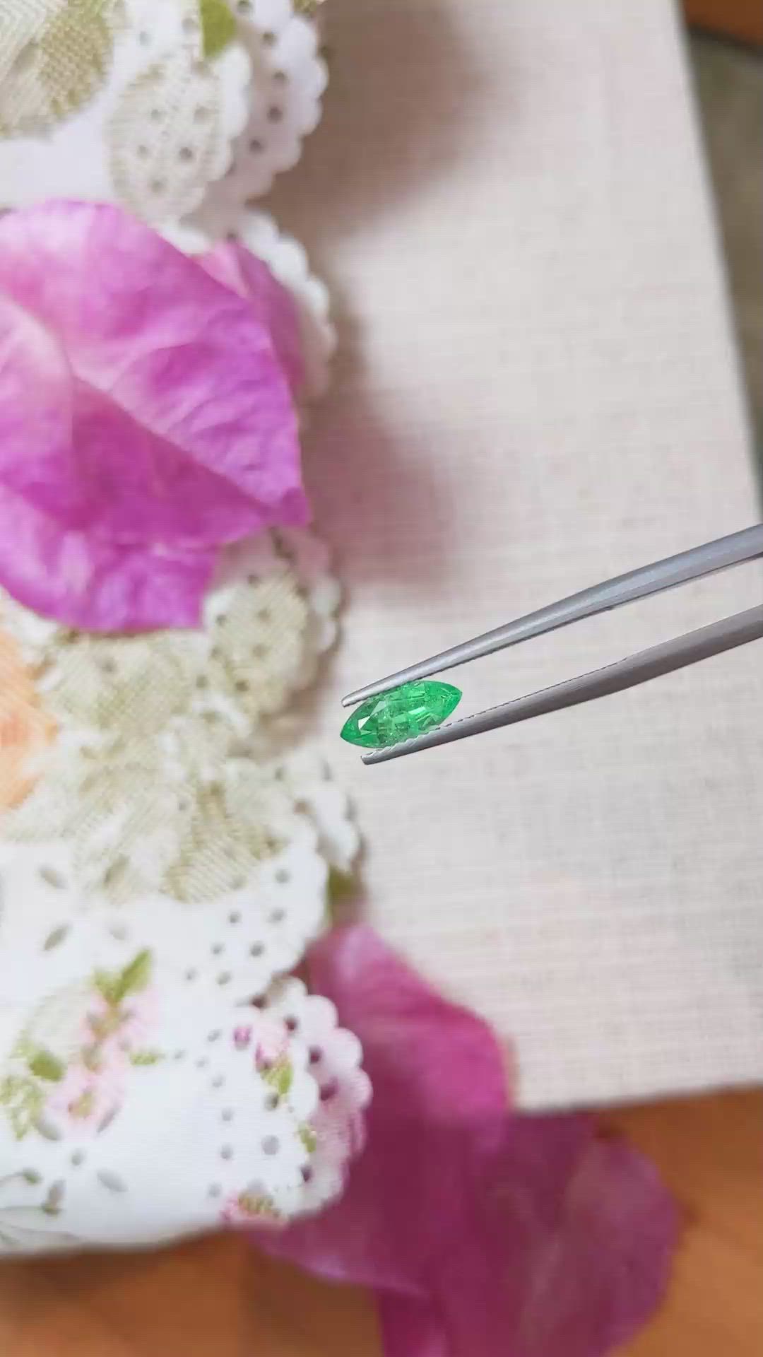 0.61 Ct. Emerald from Russia Size Video