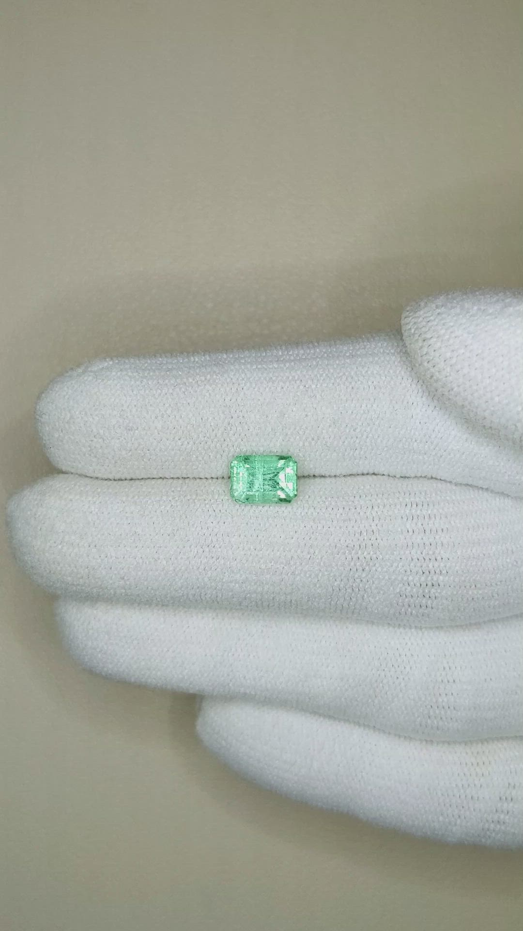 1.17 Ct. Emerald from Russia Size Video